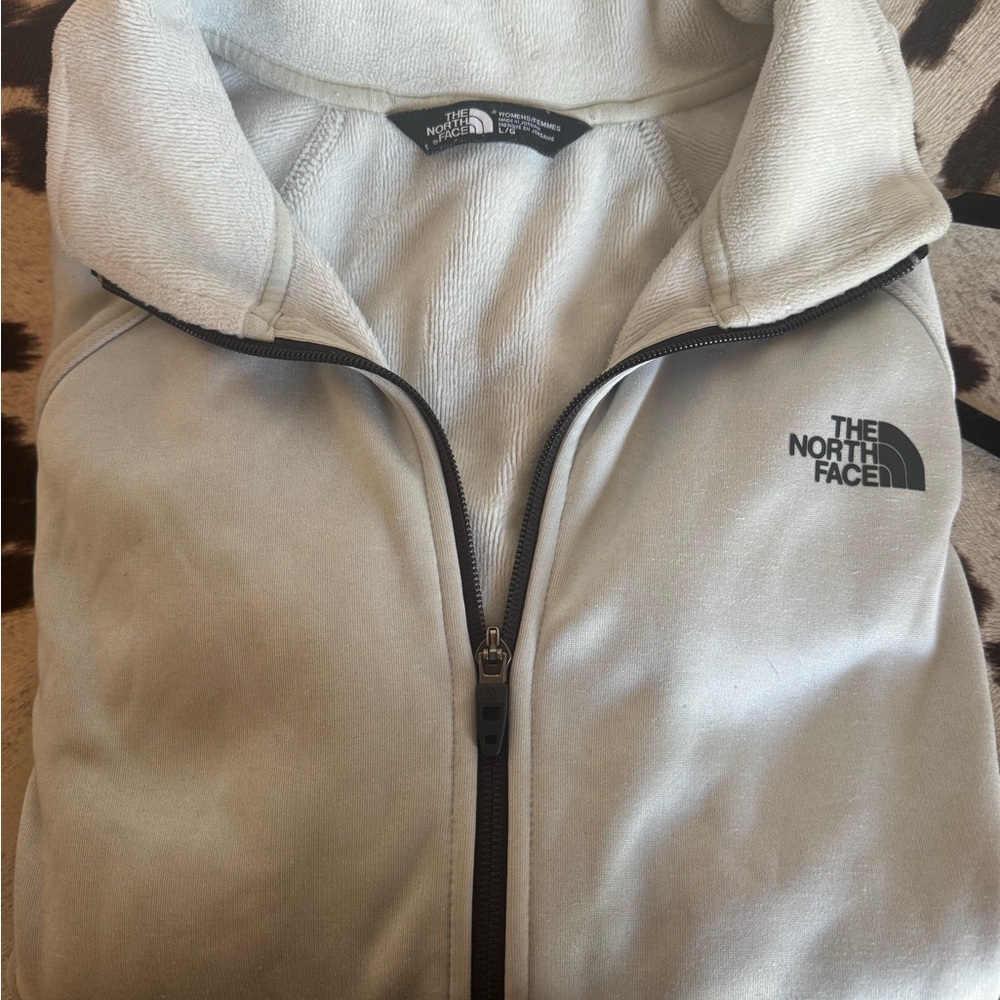 The North Face Off-White Fleece Jacket